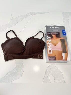 DKNY Stretch Seamless Bralette in Dark Brown. New in Box